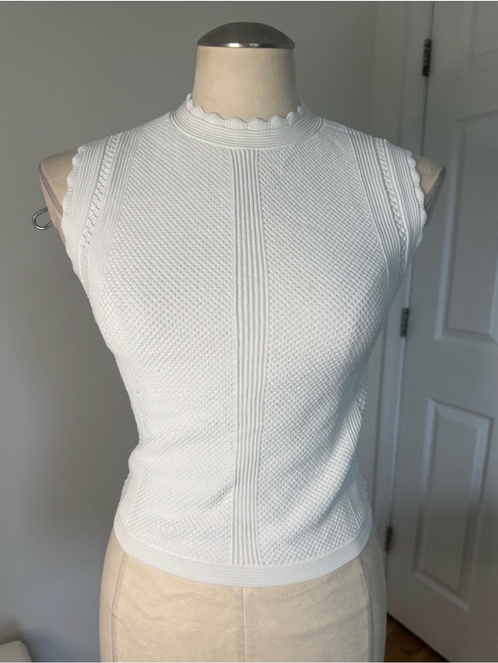 NWOT The Kooples White Sleeveless Scallop Mock Neck Knit Tank